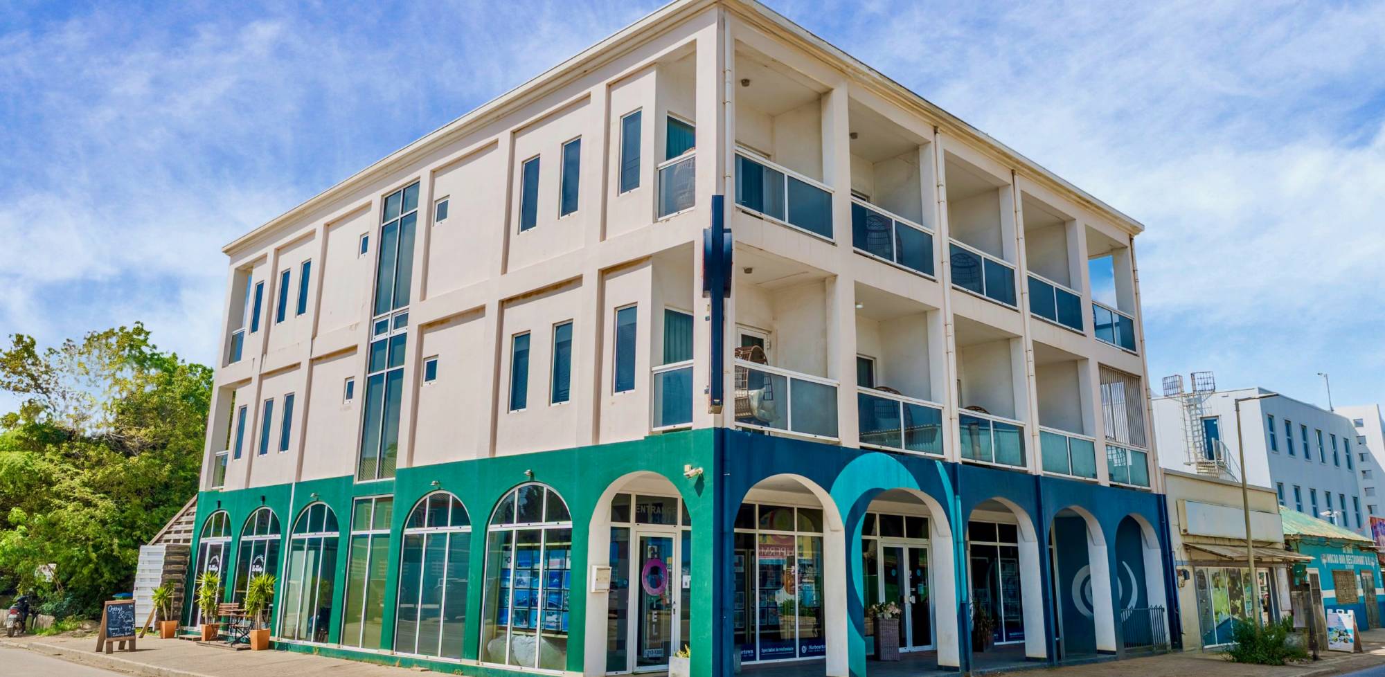 Kralendijk-Boutique-Hotel - Signature facade of hotel